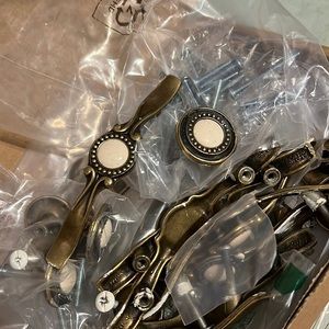 Used. Cabinet pulls. Set of 8